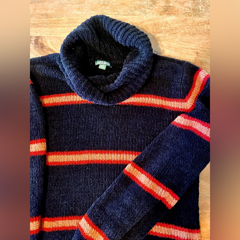 Wild Fable crop cowl neck sweater, size medium.